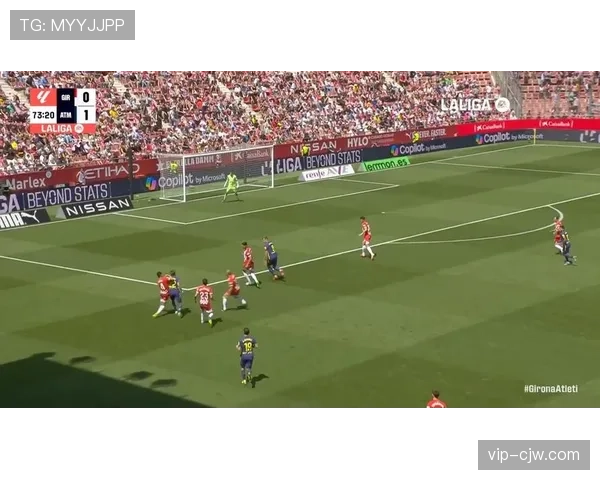 布坎南帽子戏法 比利亚雷亚尔5球大胜吉罗纳