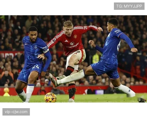 曼联两度领先遭伯恩茅斯逼平 马奎尔红牌成争四关键转折点 曼联两度领先遭伯恩茅斯逼平 马奎尔红牌成争四关键转折点